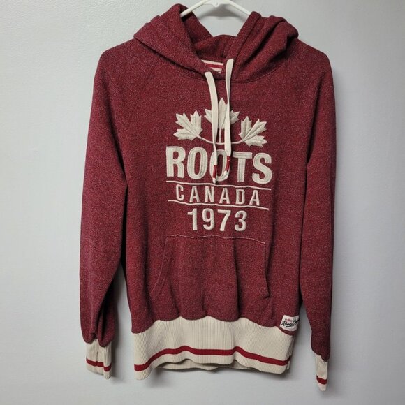 Roots Canada Hoodie Red Womens Medium Authentic Northern Fall Warm Quality - Picture 1 of 10